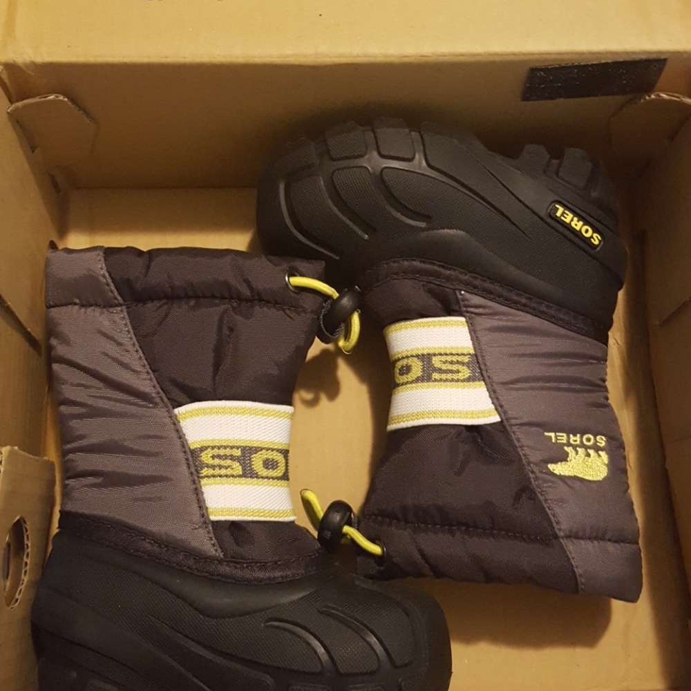 Toddler winter boots